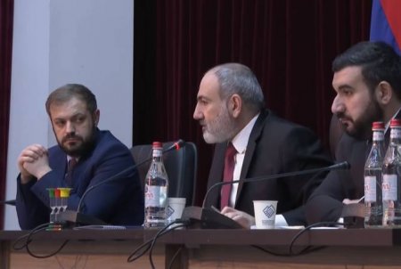 Paşinyanın DAR DƏHLİZ anlayışı...
