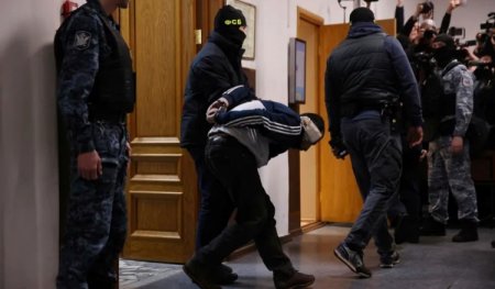 “Crocus”da terror törətməkdə şübhəli bilinən taciklərin hekayəsi: onlar kimdir?