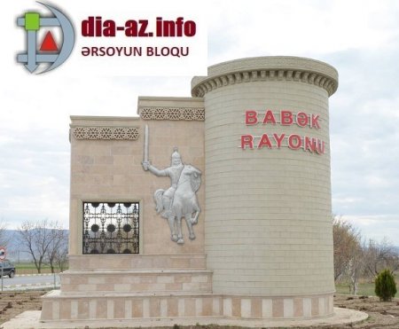 Etirazçı Babək sakini özünə qəbir qazaraq, aksiyaya başlayıb