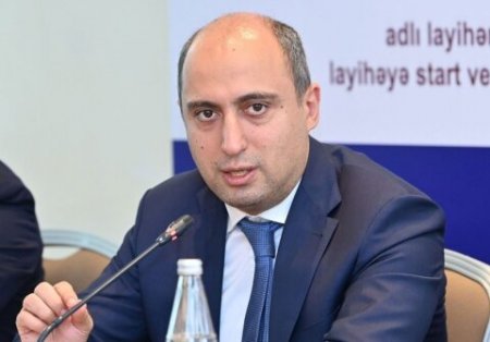 Məktəblər sələmçilərin, jalüz pulu yığanların əlində yesir qalıb...