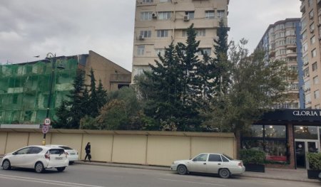 В«Gold ResidenseВ» 500 nəfəri MÜHASİRƏDƏ SAXLAYIR...