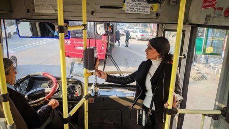 İctimai nəqliyyat kimlər üçün pulsuz olacaq? 