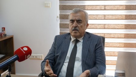 Siyasətdə qalmağım təhlükə yaradırdı 