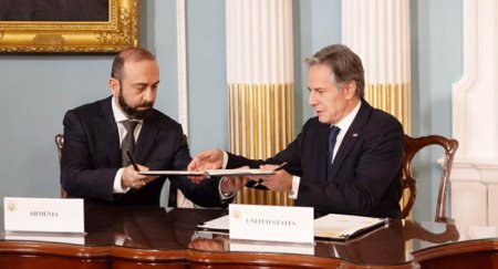 "Ermənistan və ABŞ strateji tərəfdaşlıq haqqında xartiya Tramp administrasiyası üçün "sərfəli" sayılmır"