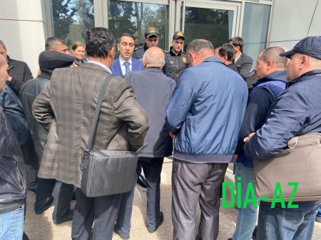 Gəncədə erməni raketinin zədələdiyi evlərin pulları mənimsənilib