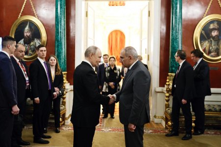 Paşinyan bu gecə Moskvada Çin lideri ilə də görüşdü...
